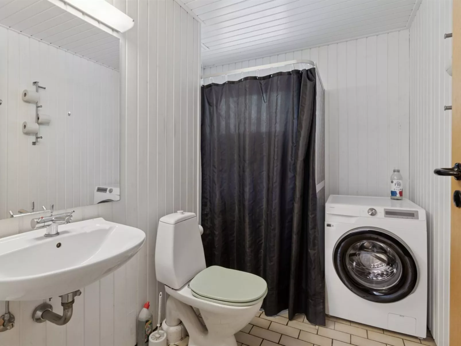 "Clementine" - 1.2km from the sea-Binnen