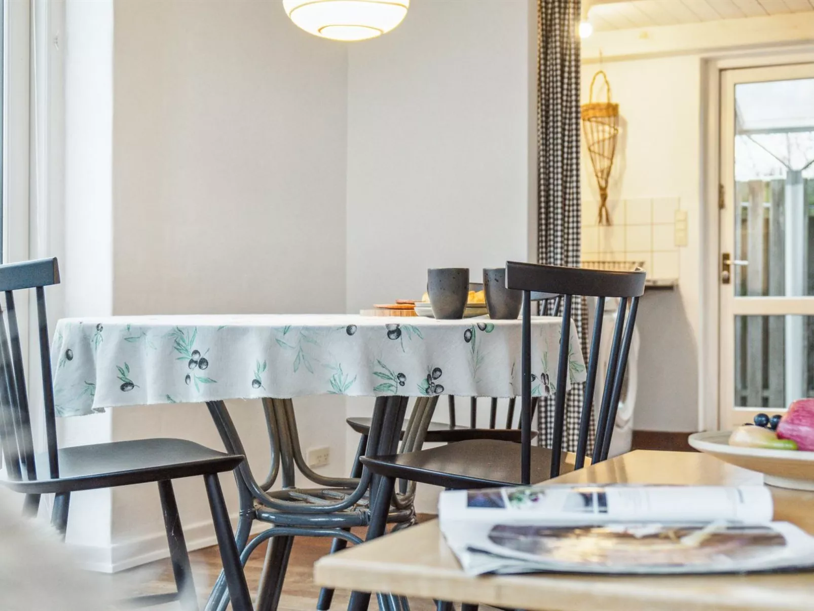 "Frodde" - 5km from the sea-Binnen