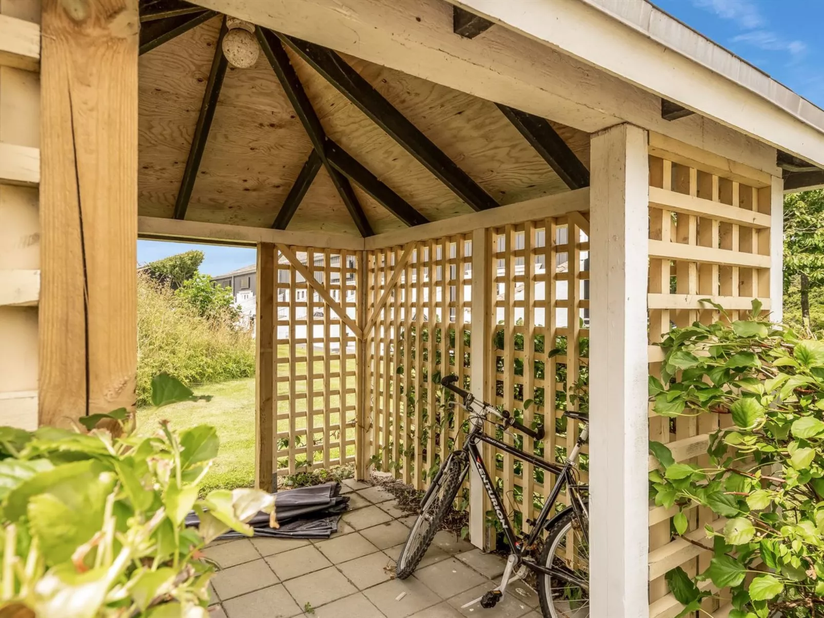 "Milly" - 150m to the fjord-Buiten