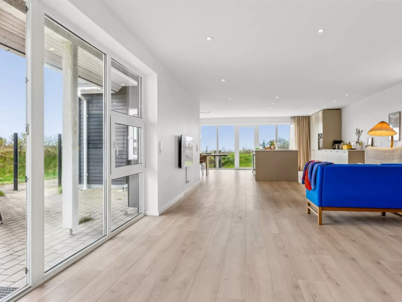 "Ajvi" - 900m from the sea-Binnen