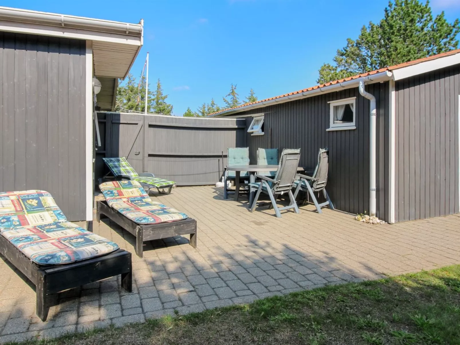 "Rokil" - 400m from the sea-Buiten