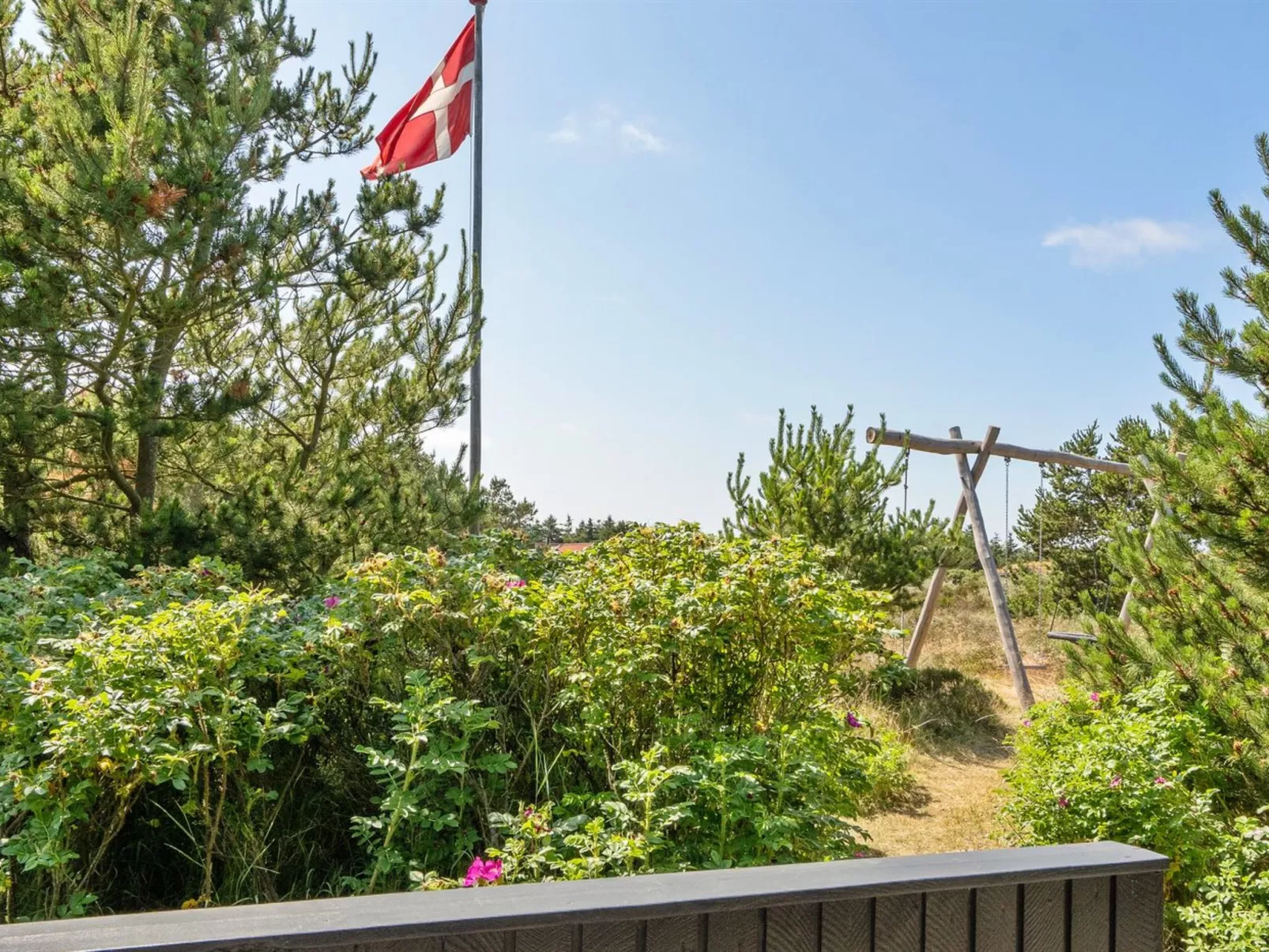 "Sine" - 500m from the sea-Buiten