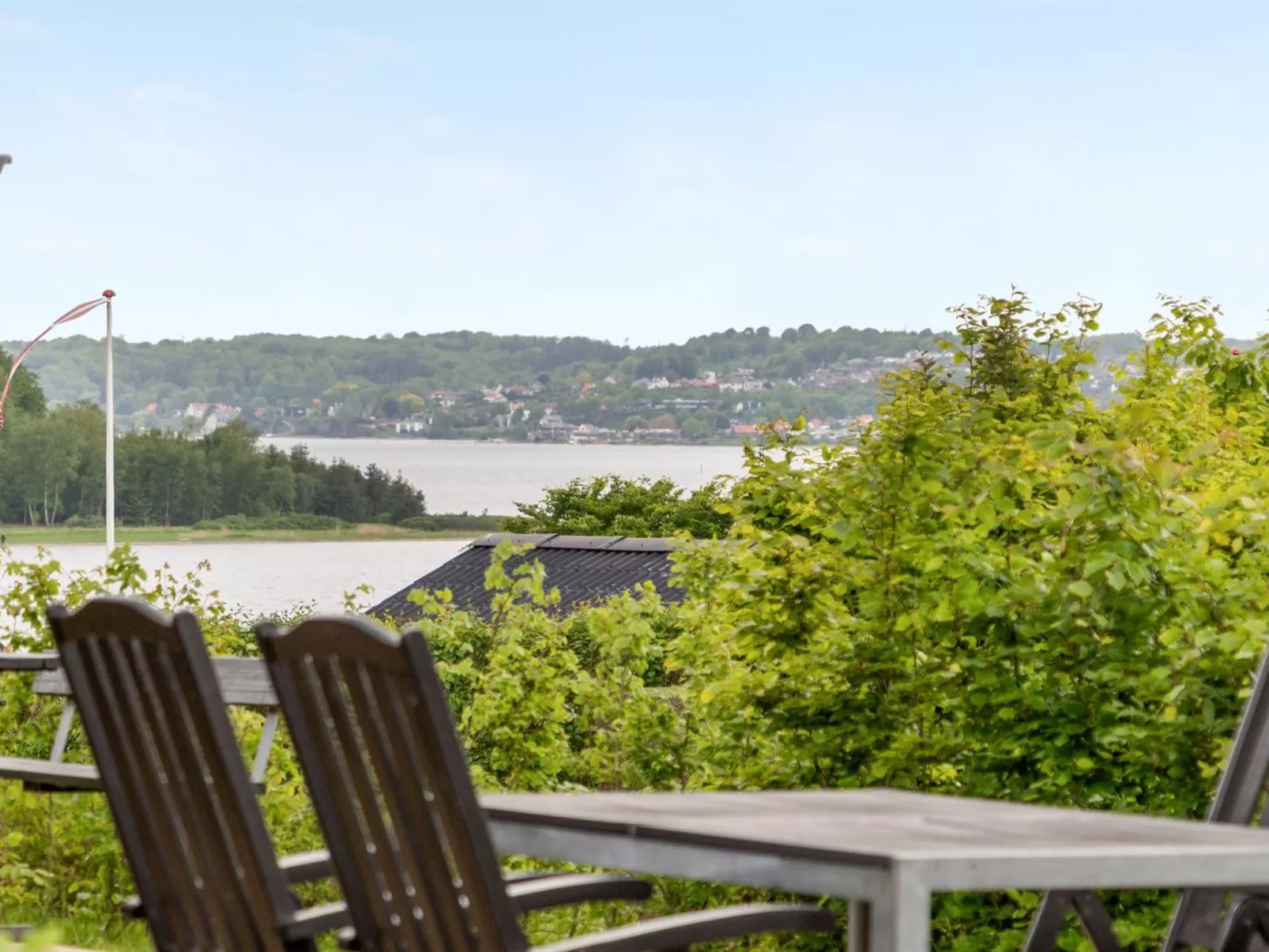 "Stiane" - 100m to the fjord-Buiten