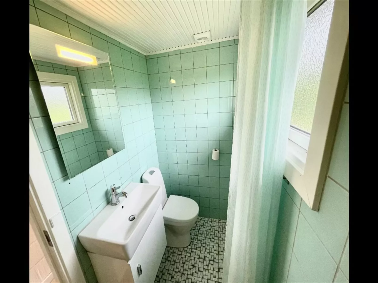 "Annastasia" - 400m from the sea-Binnen