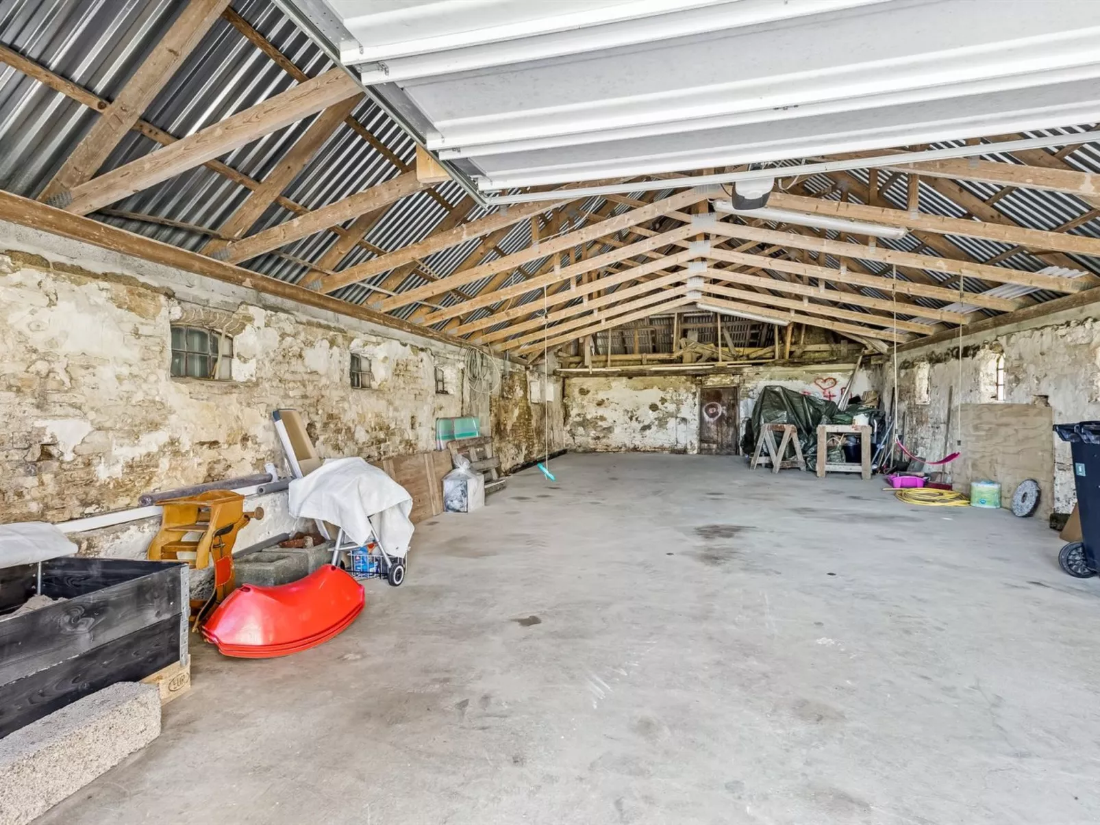 "Kerrin" - 1km from the sea-Buiten