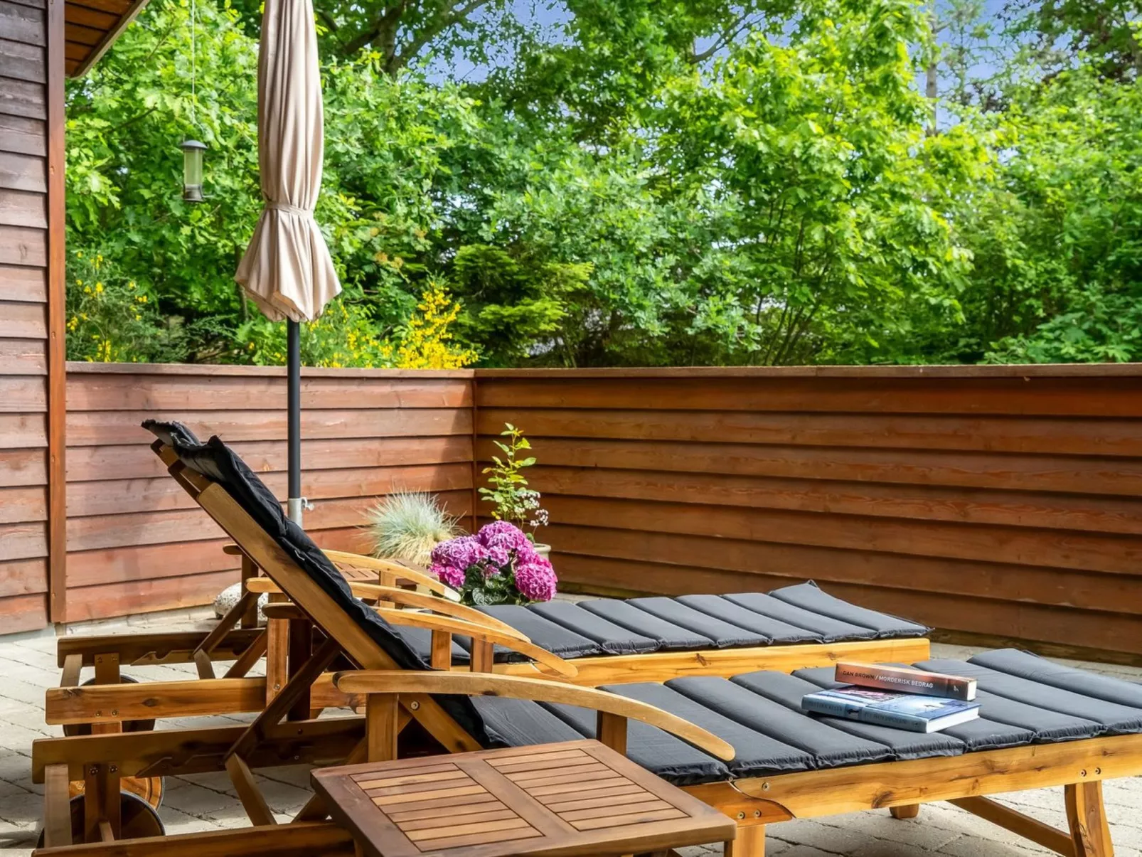 "Mauri" -  from the sea-Buiten