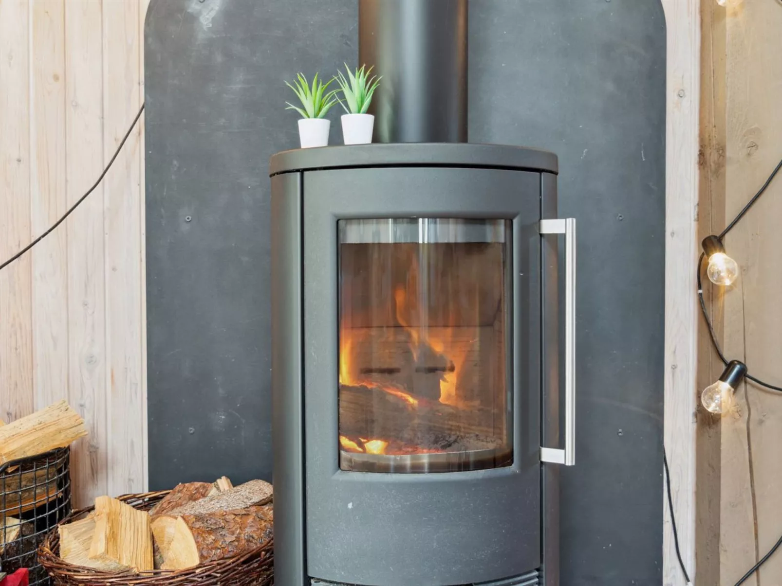 "Ilsebeth" - 250m from the sea-Binnen