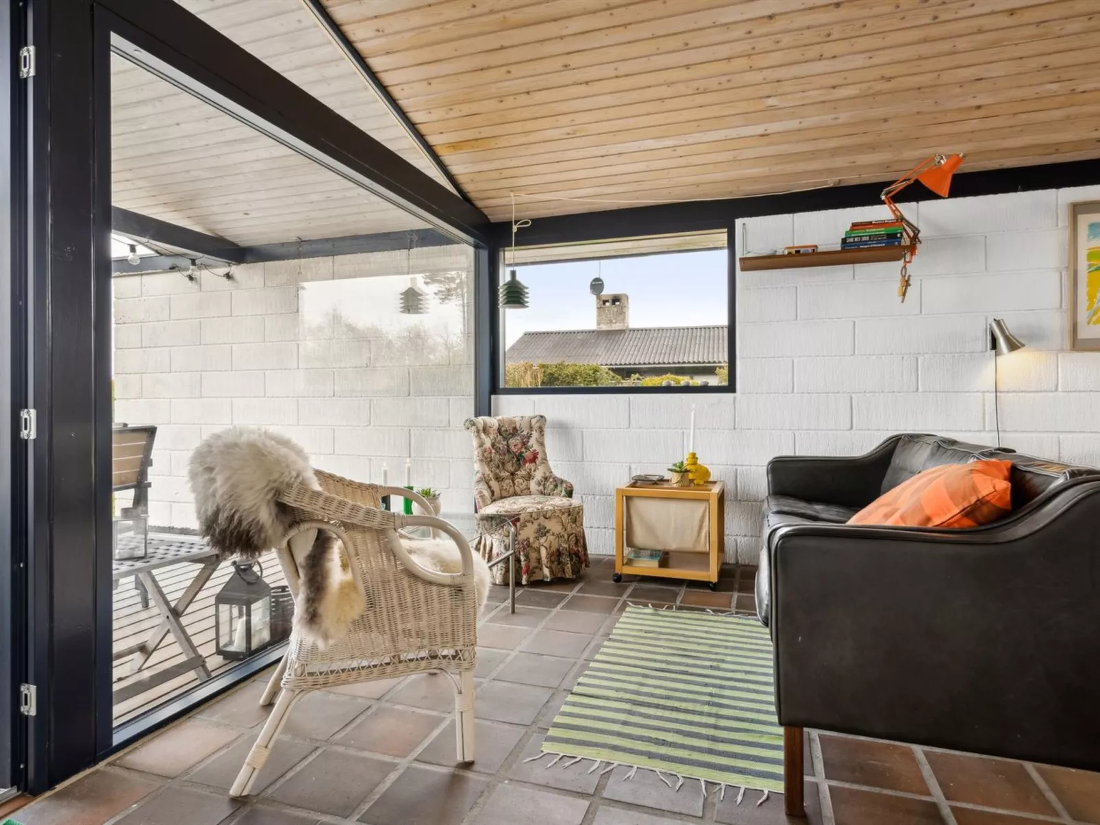 "Malena" - 175m from the sea-Binnen