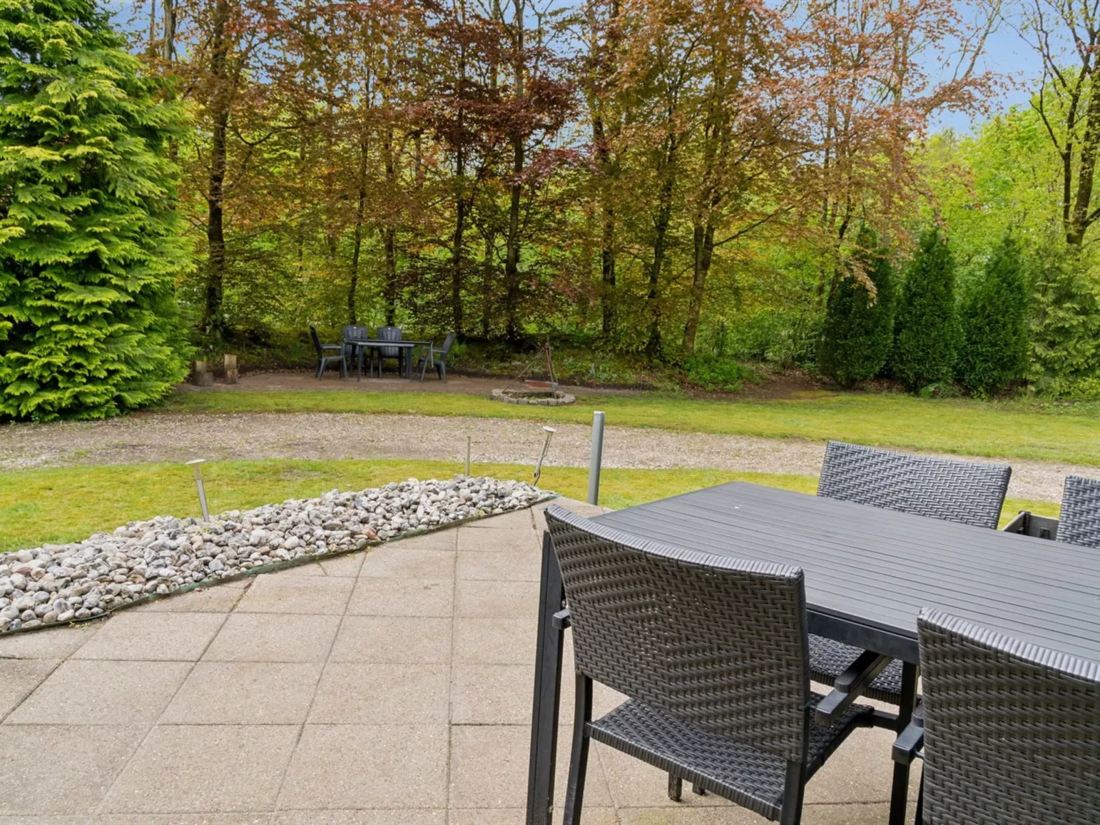 "Gabi" - 30km from the sea-Buiten