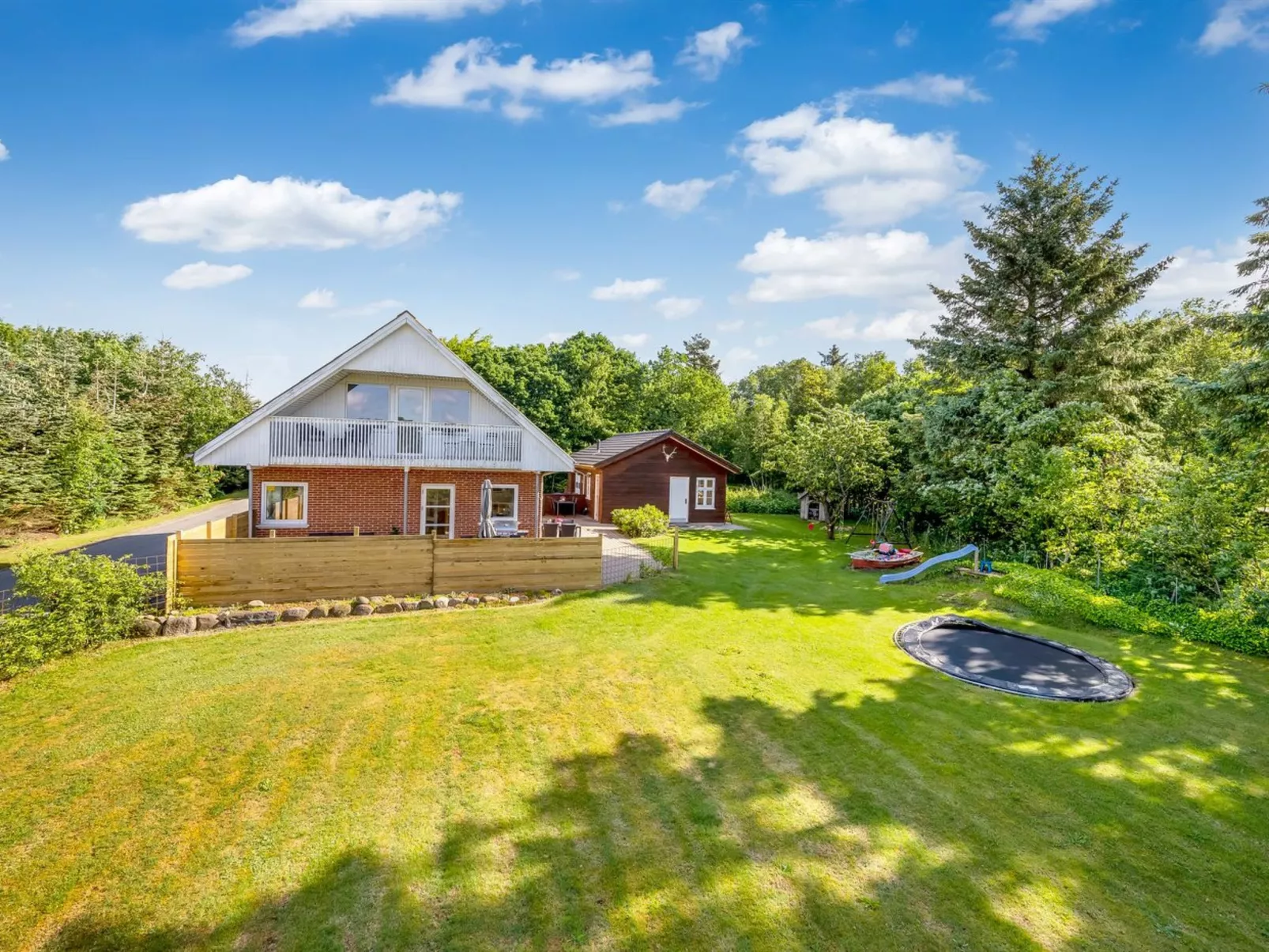 "Ditleif" - 8km to the fjord-Buiten