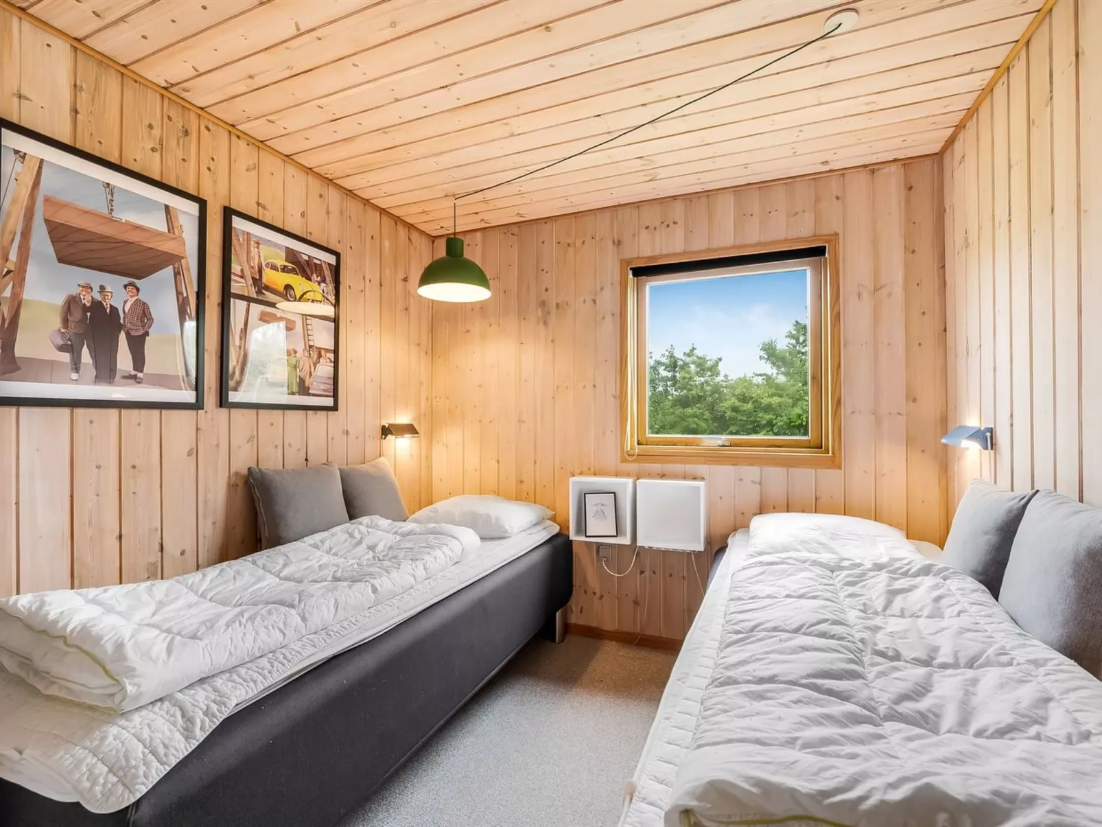 "Tian" - 400m to the fjord-Binnen