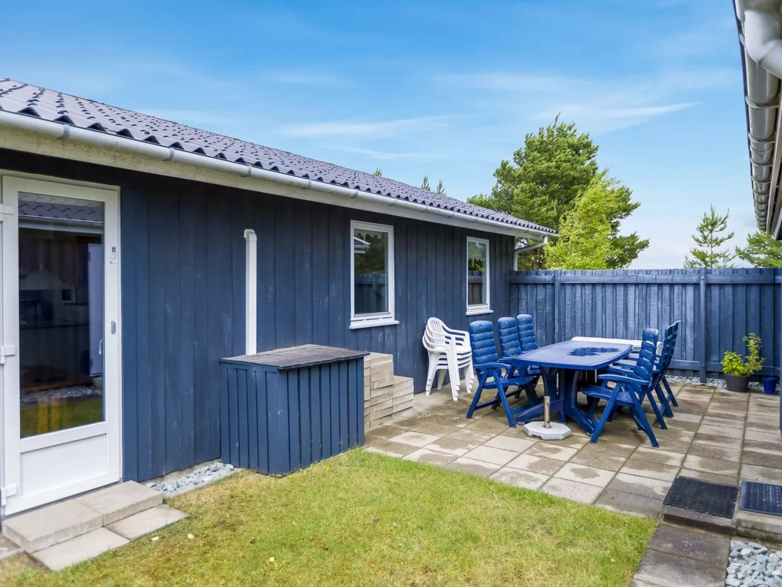 "Fiallar" - 3.2km from the sea-Buiten