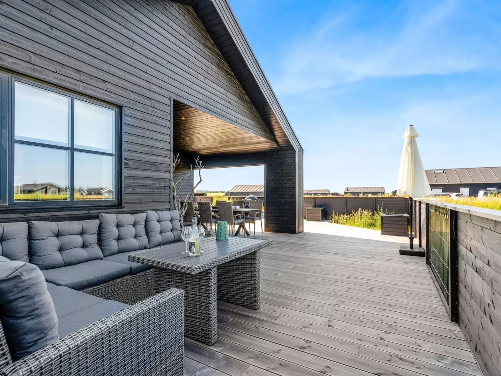 "Inola" - 1km from the sea-Buiten