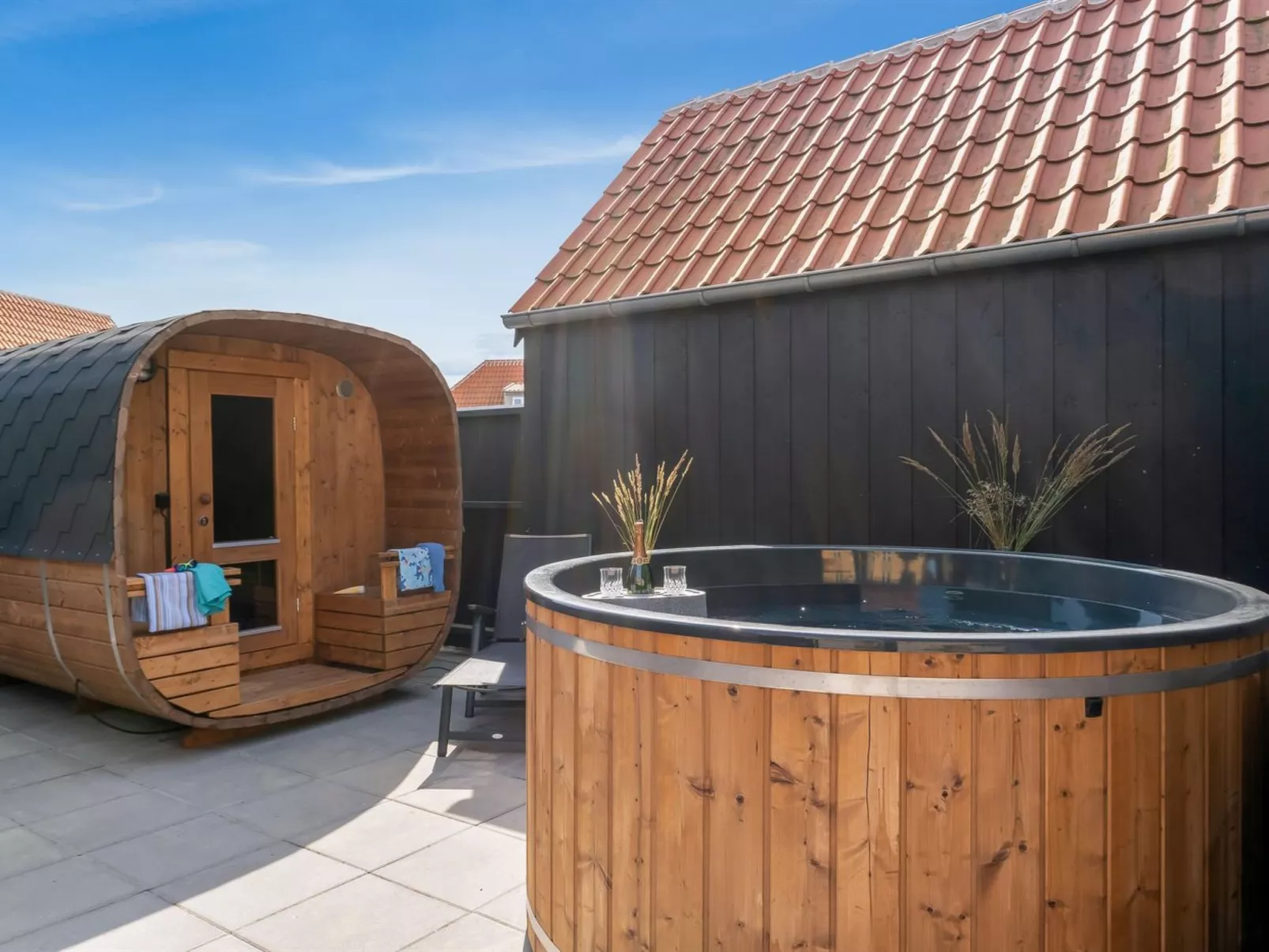 "Josina" - 1.8km from the sea-Buiten