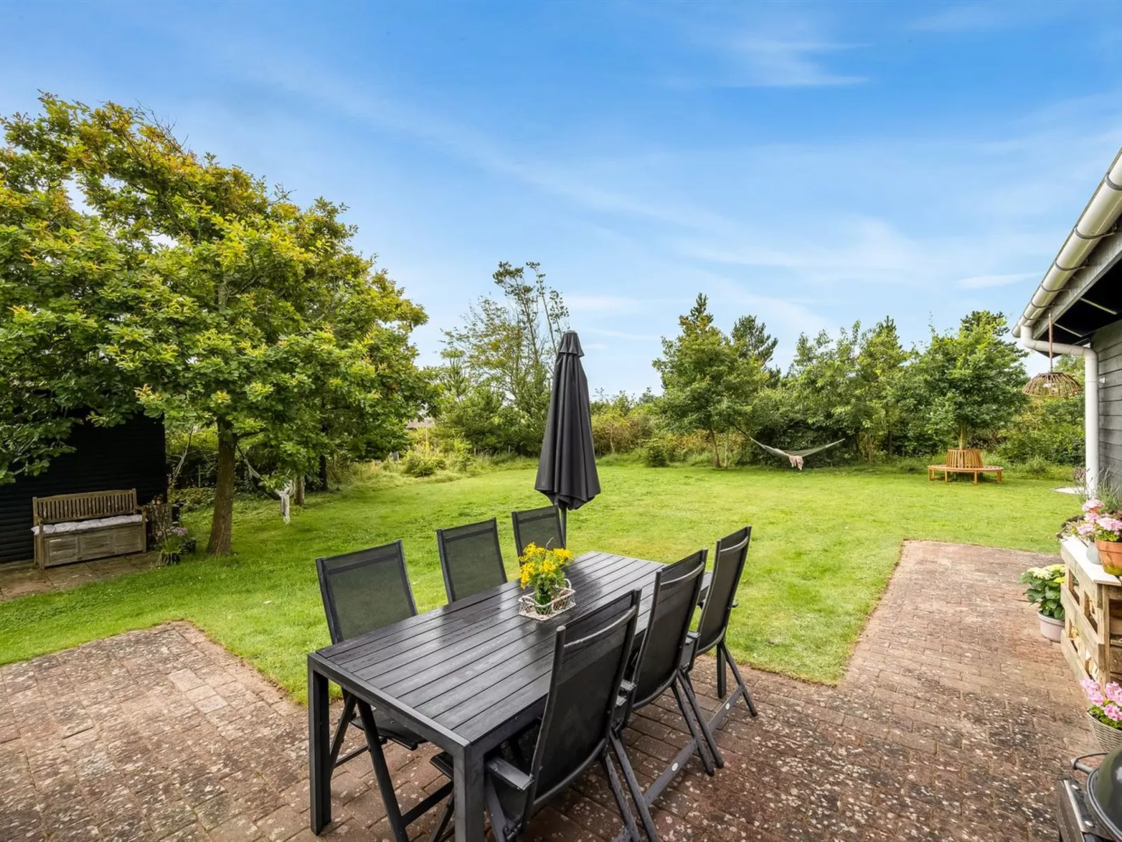 "Jarmunrek" - 400m to the fjord-Buiten