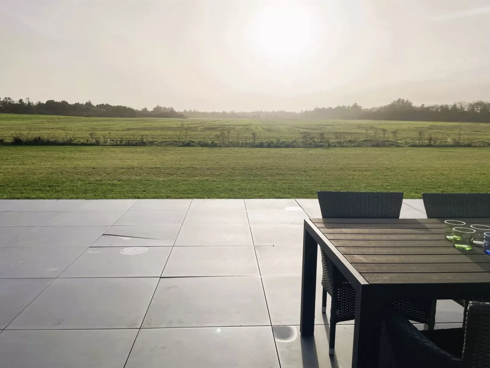 "Corina" - 850m to the fjord-Buiten