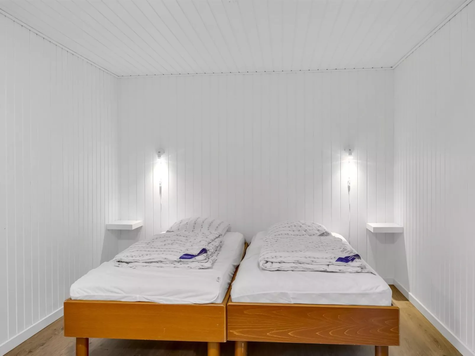 "Knud" - 2.5km from the sea-Binnen