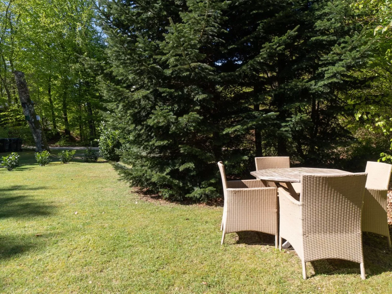 "Teodosij" - 500m from the sea-Buiten