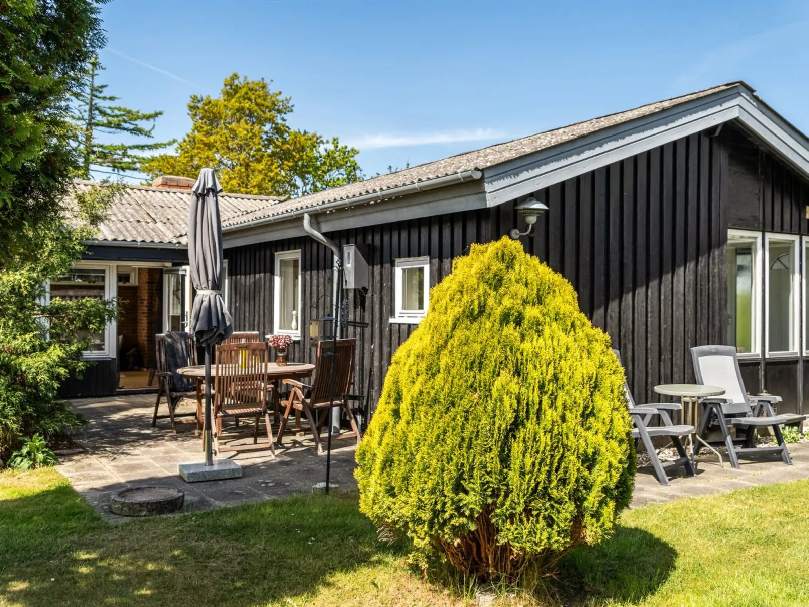 "Meindor" - 240m to the fjord-Buiten