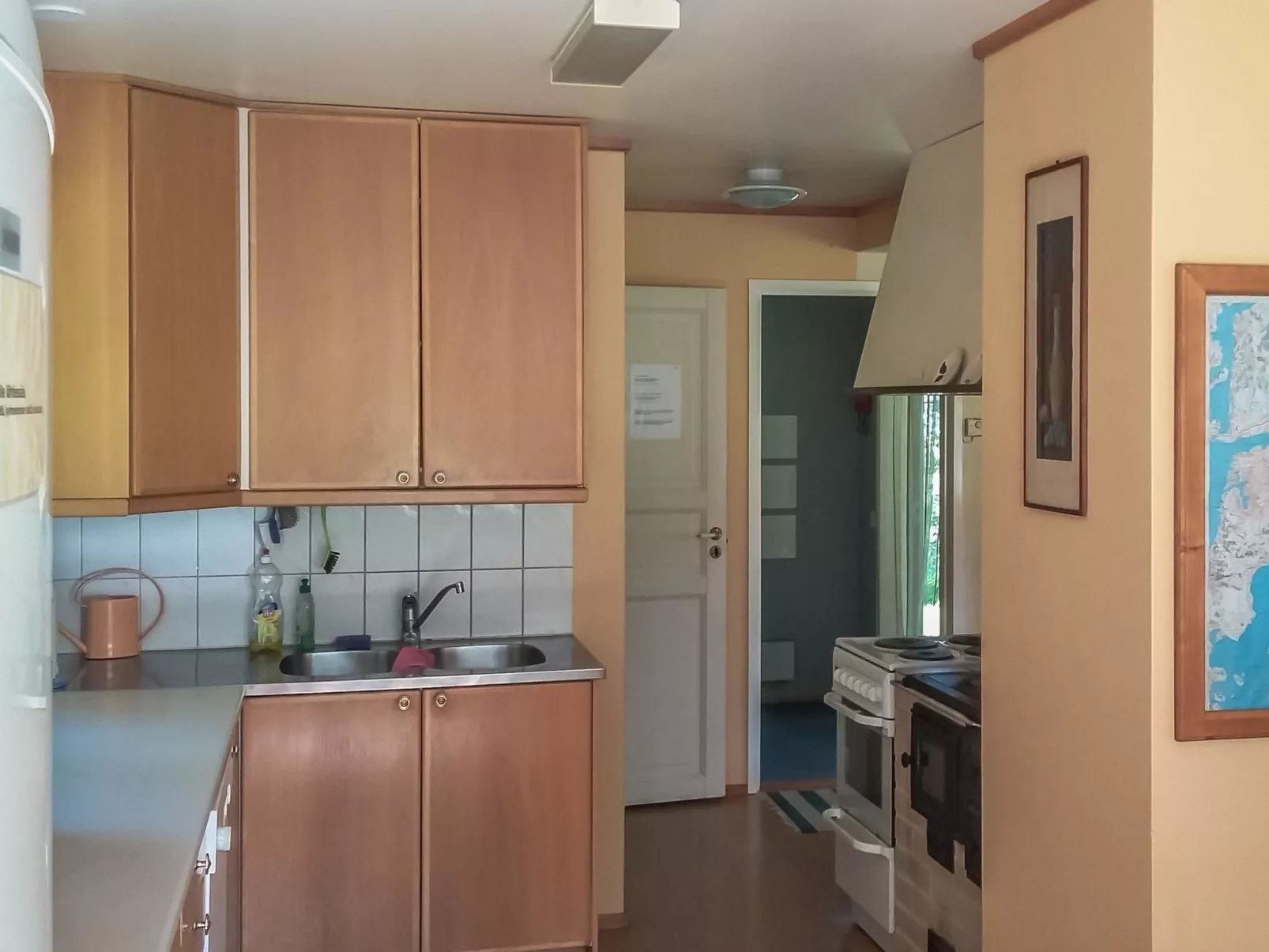 Långstrands stuga-Binnen