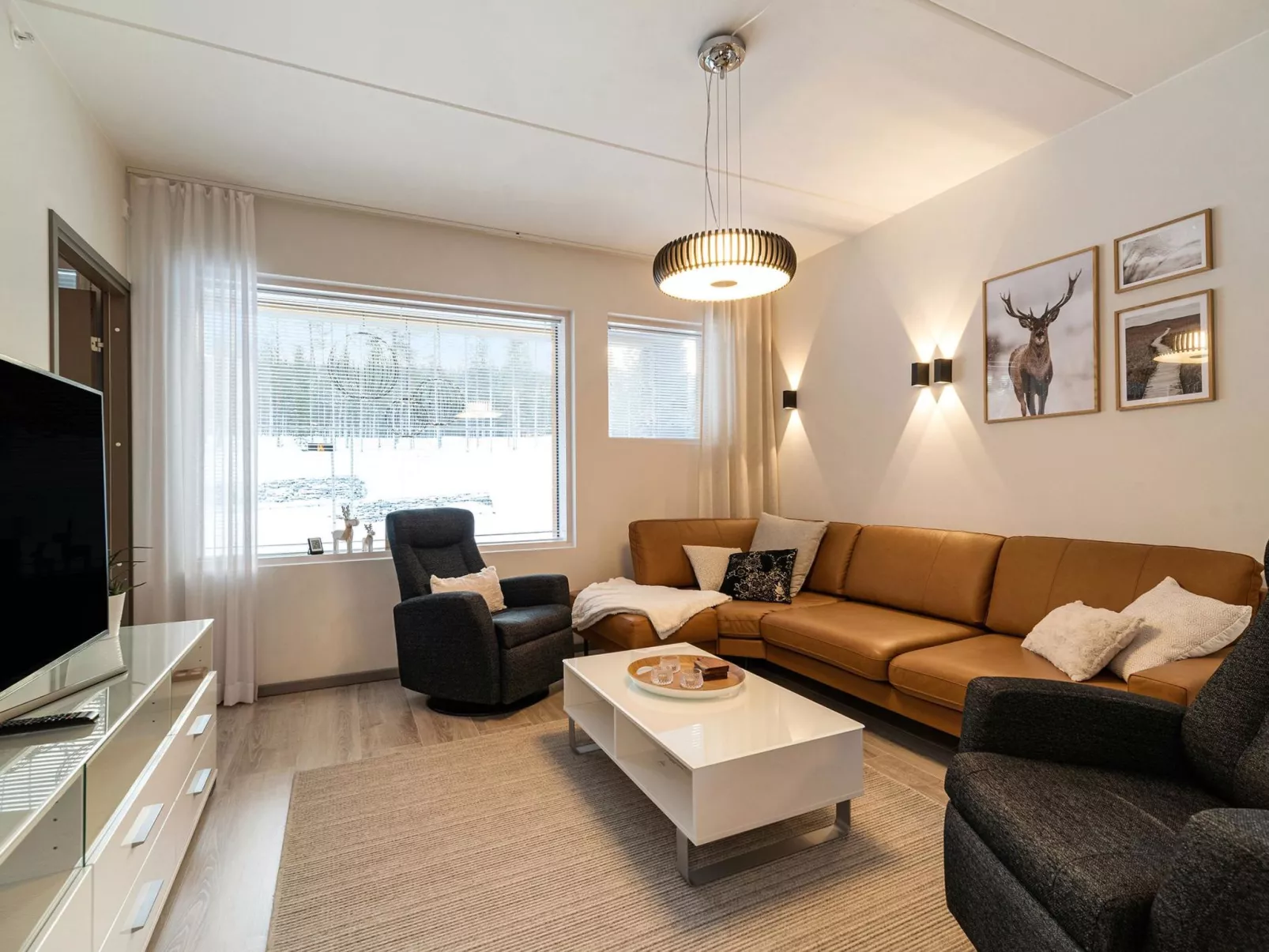 Tunturinlaita c2 - Binnen