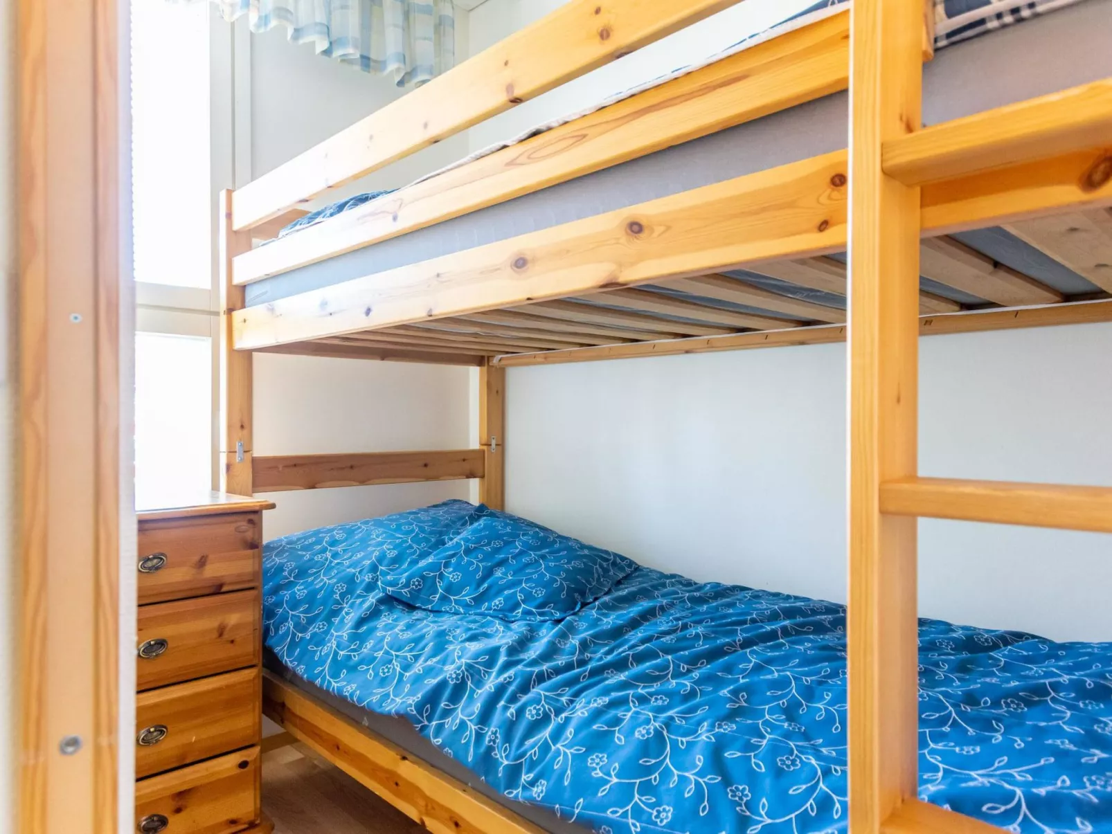 Outapailakka j 9 - Binnen