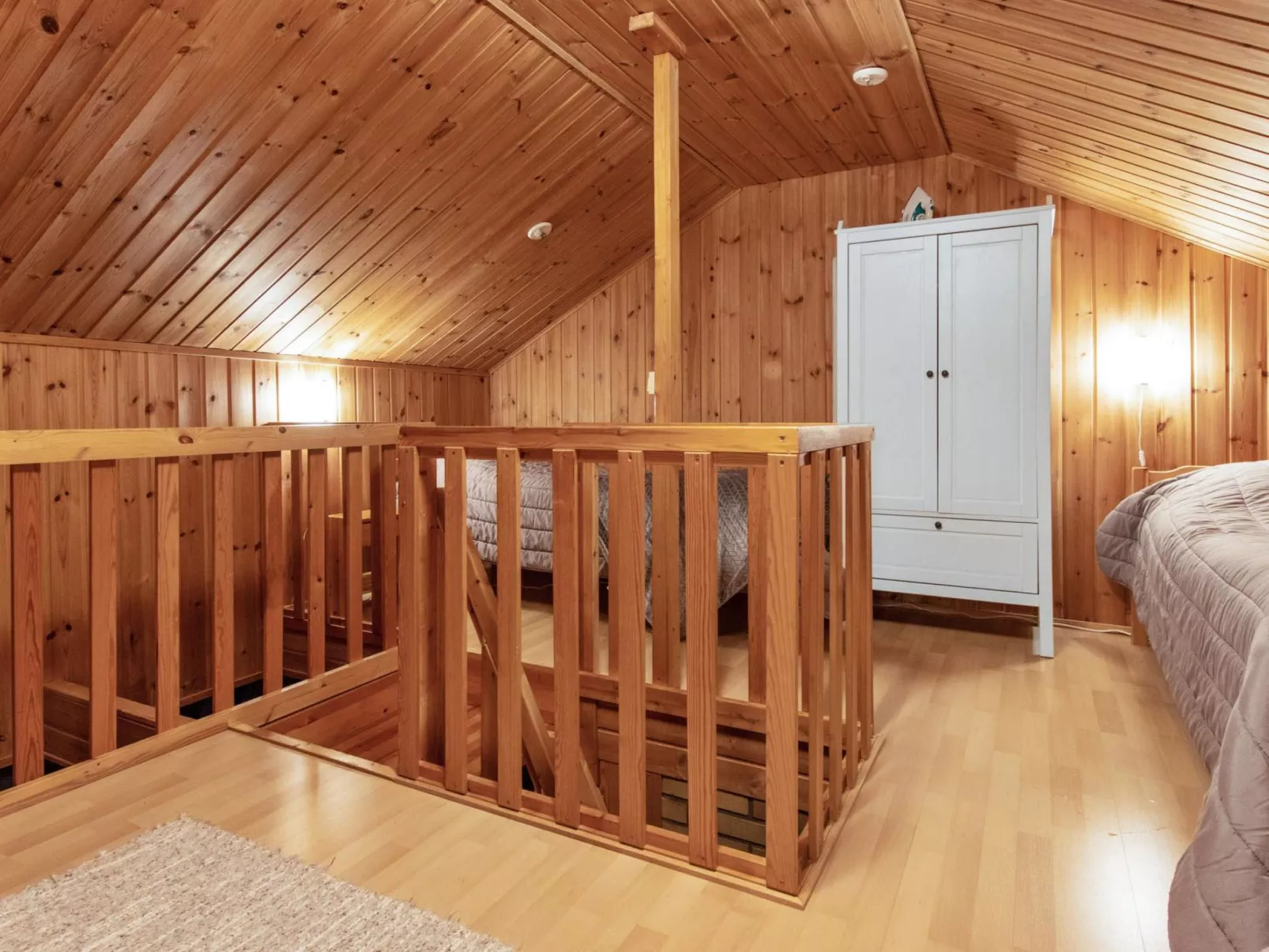 Ylläskarpalo 1 päätyhuoneisto-Binnen