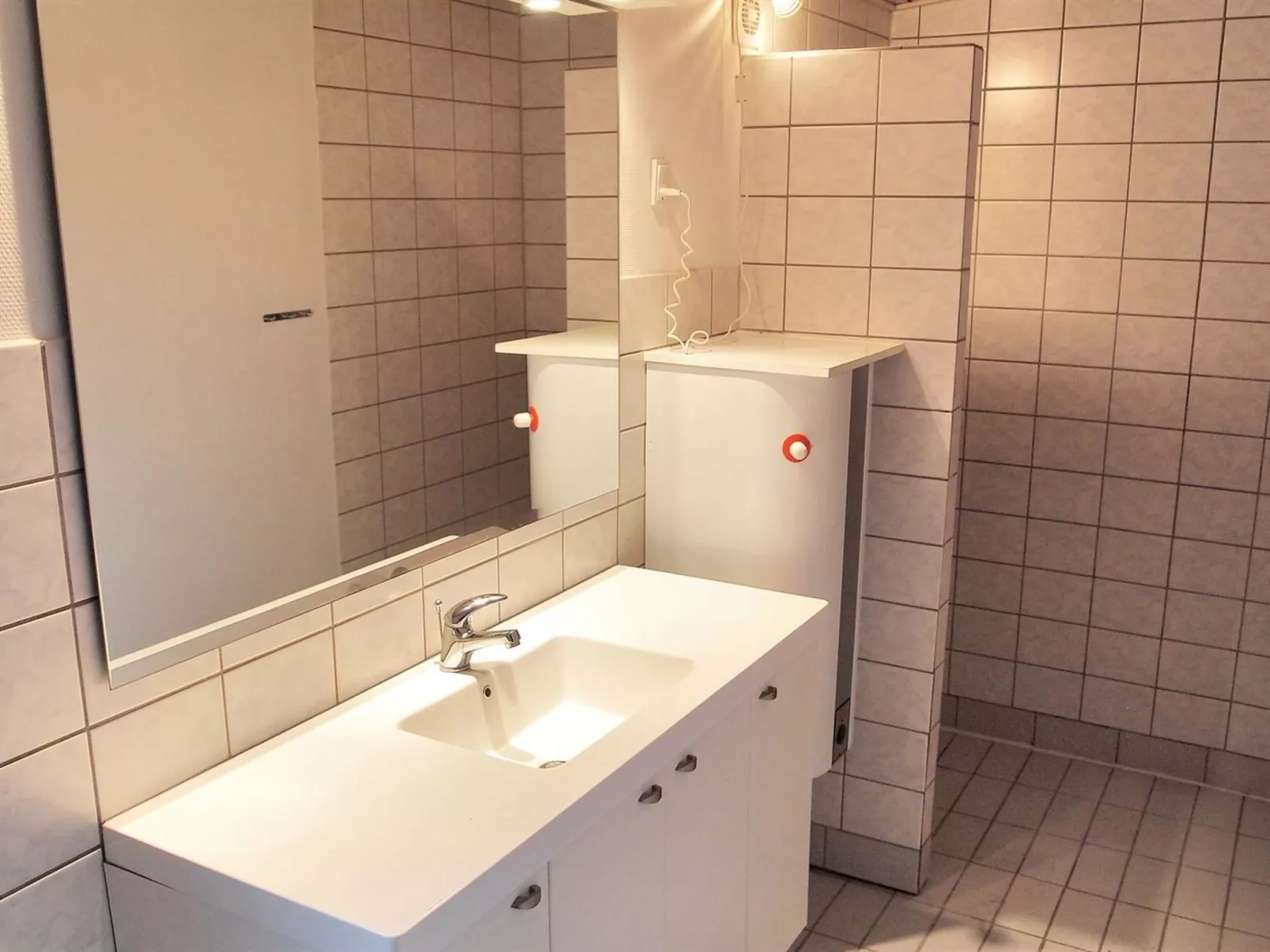 "Angret" - 200m from the sea-Binnen