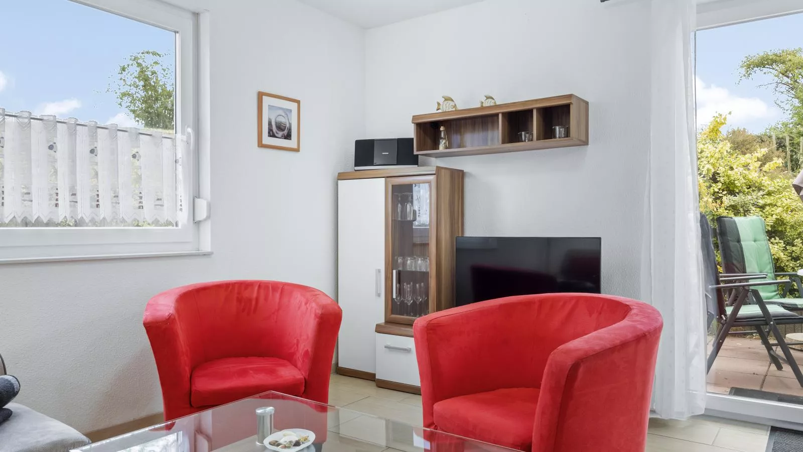 Stranddistel links mit Sauna-Woonkamer