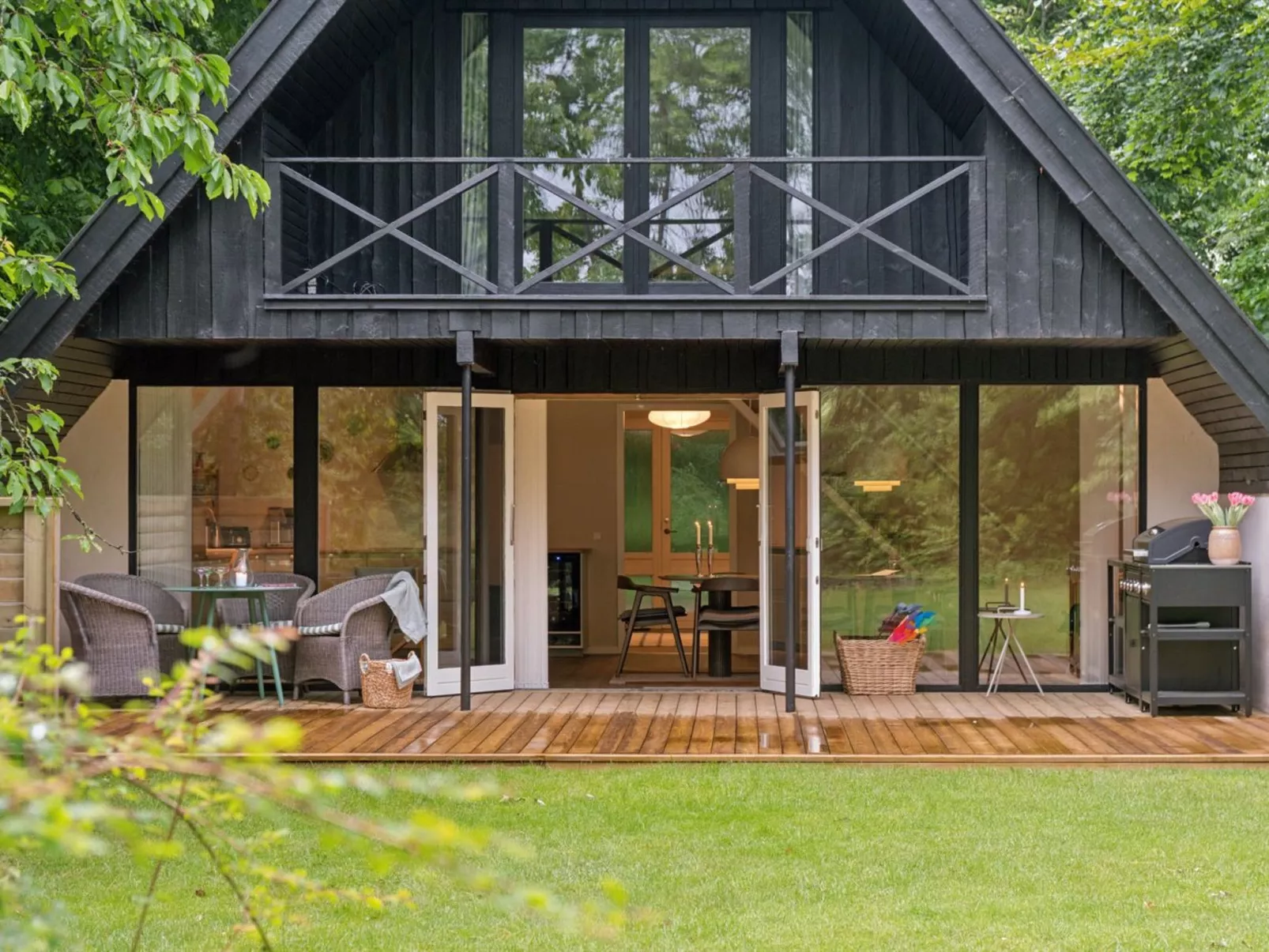 "Estefania" - 1km from the sea