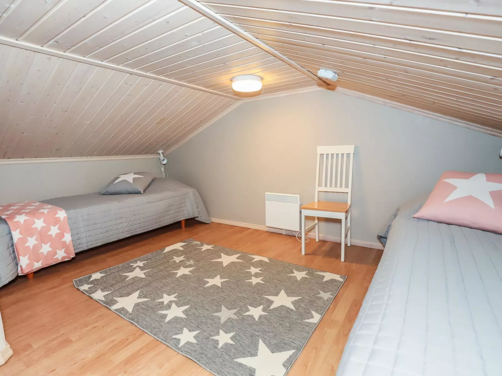 Rukan taikavuosselin helmi 8 b-Binnen