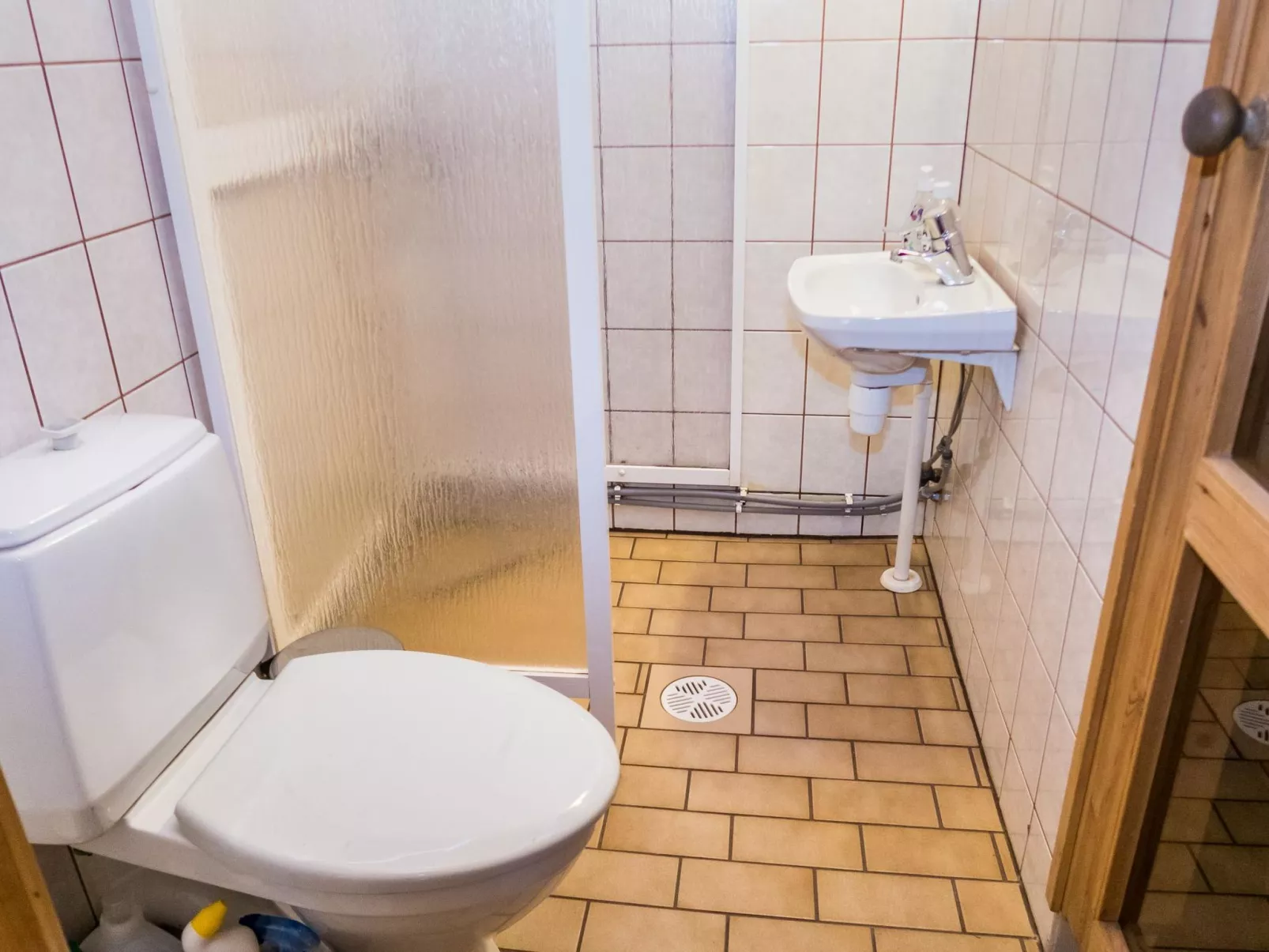 Retkietappi honkapirtti-Binnen