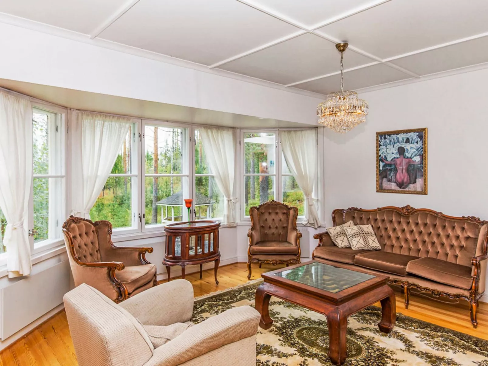 Villa kukkapää-Binnen