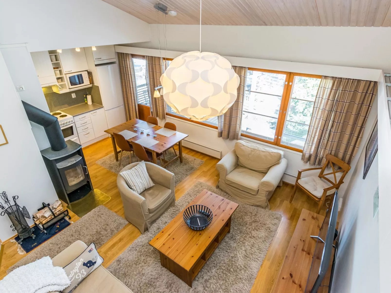 Karhunvartijan linna c22-Binnen