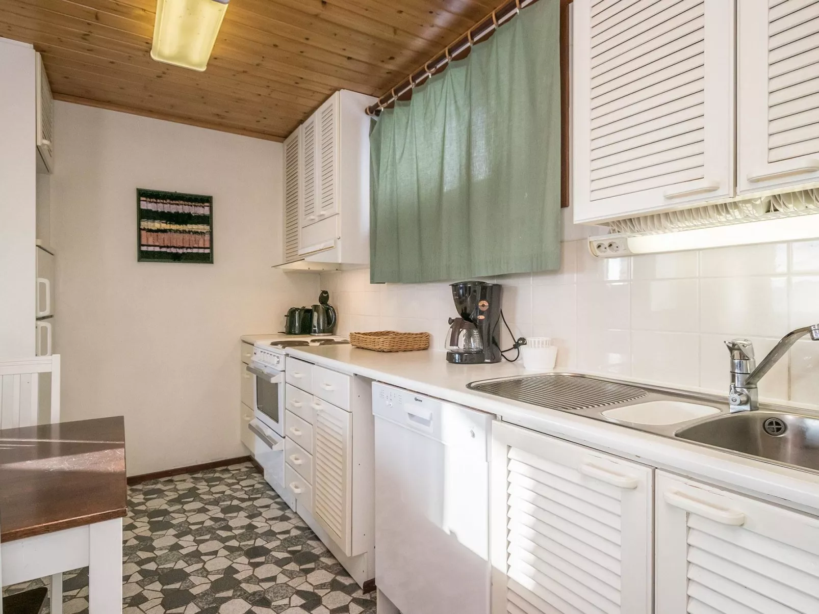 Alppikylä 3b paritalo-Binnen