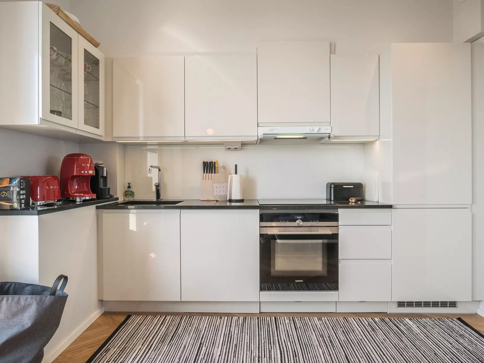 Helsinki rooftop-Binnen