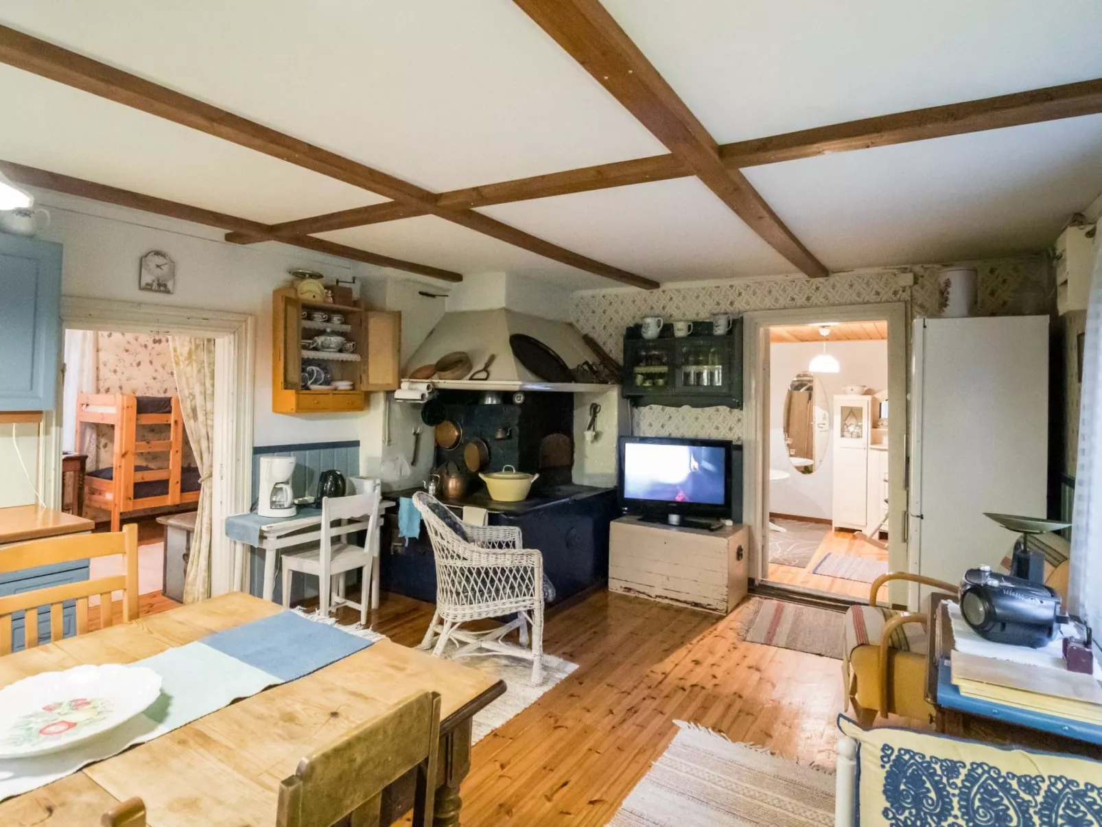 Puutarhurin mökki-Binnen