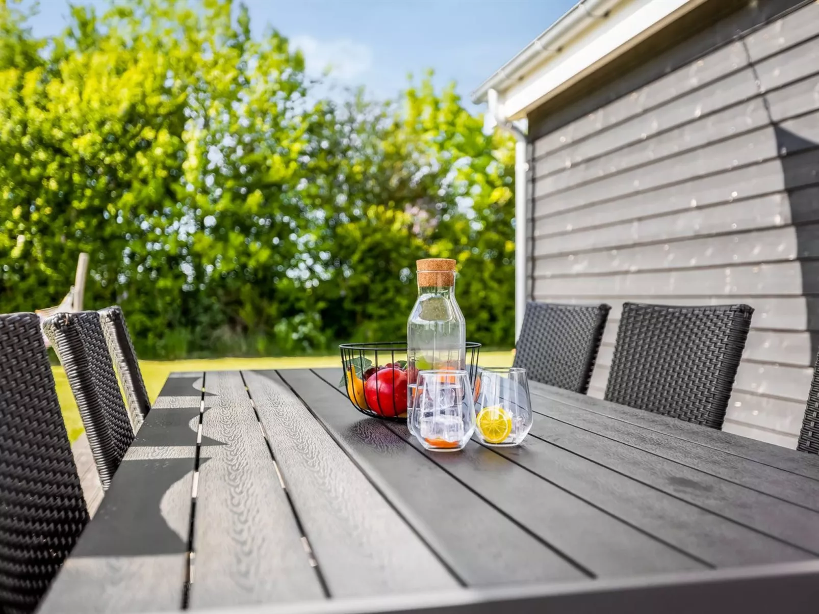 "Helmtrud" - 700m from the sea-Buiten