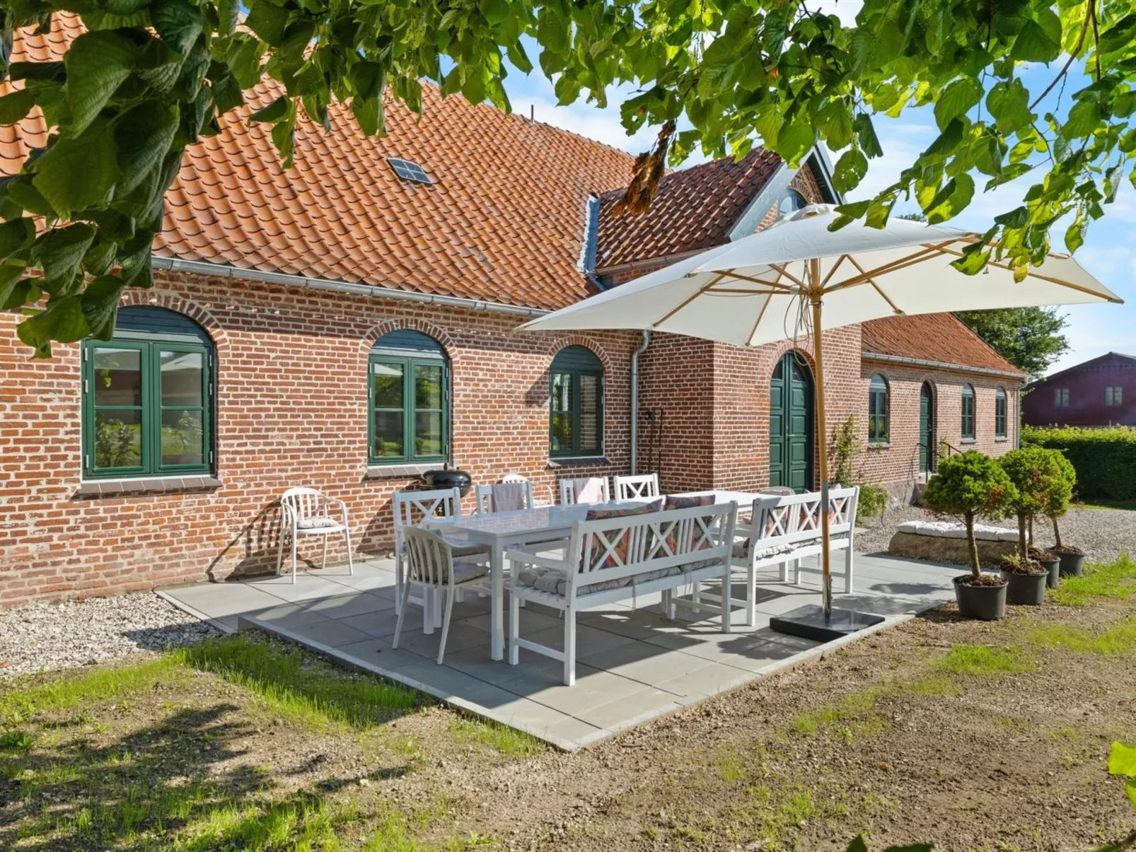 "Brun" - 1.5km from the sea-Buiten