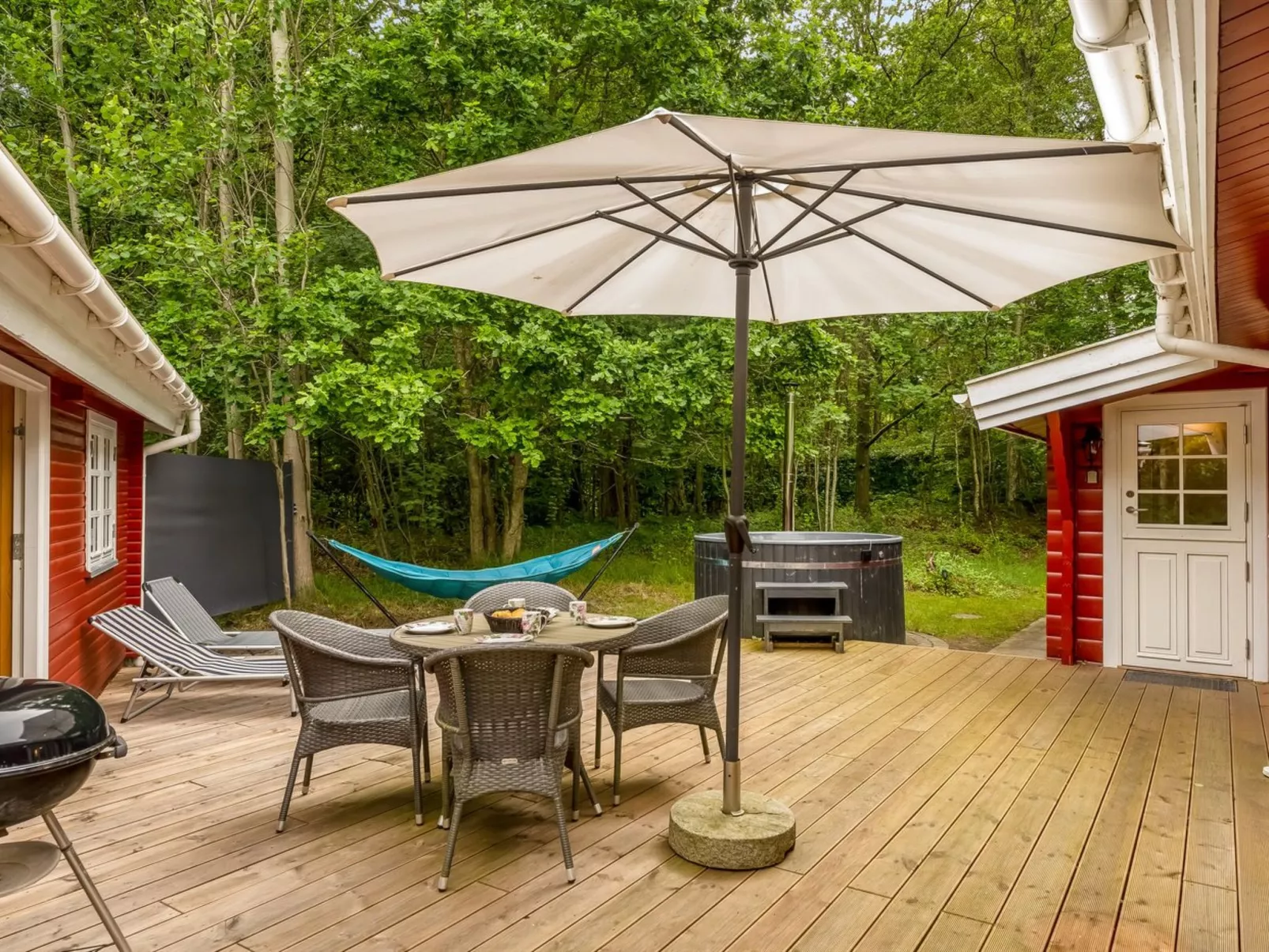 "Thermet" - 1.6km from the sea-Buiten