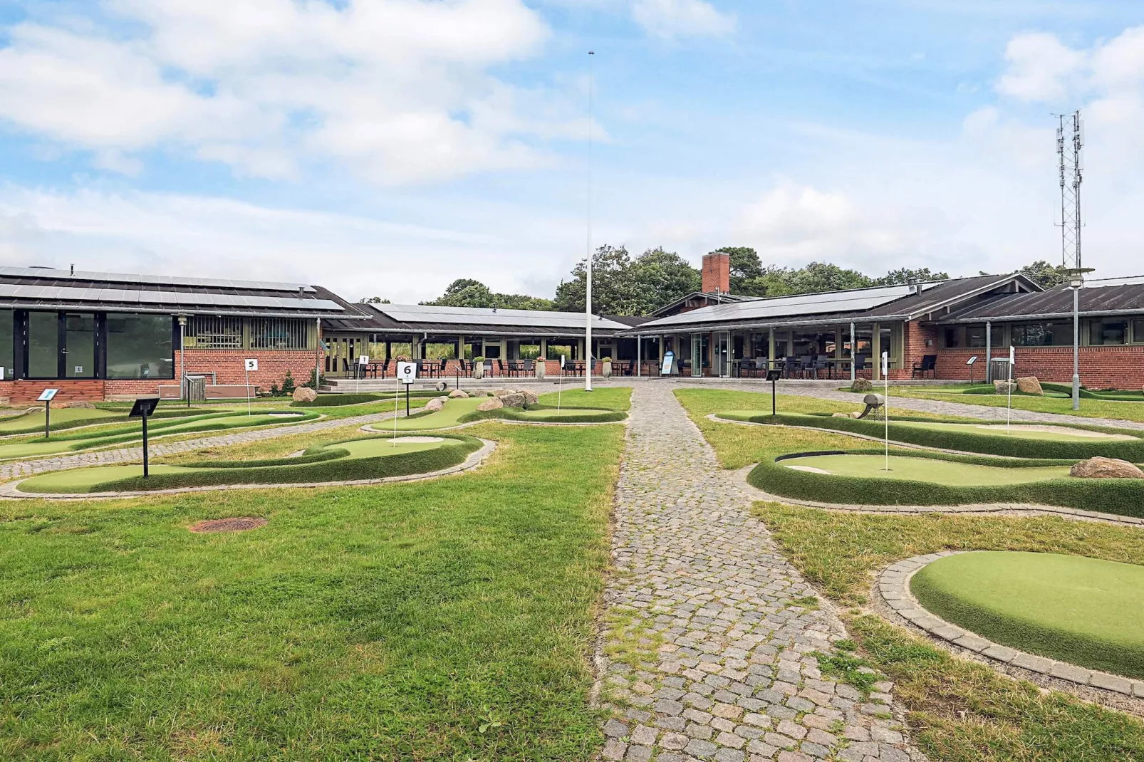 3 room,2 bath,Premium-Niet-getagd