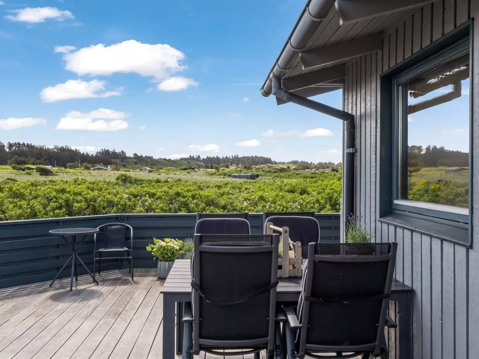 "Iiris" - 200m from the sea-Buiten