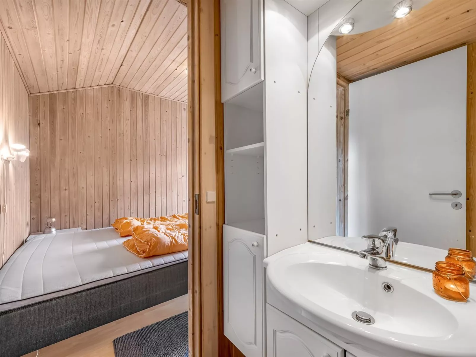 "Blesse" - 500m to the fjord-Binnen