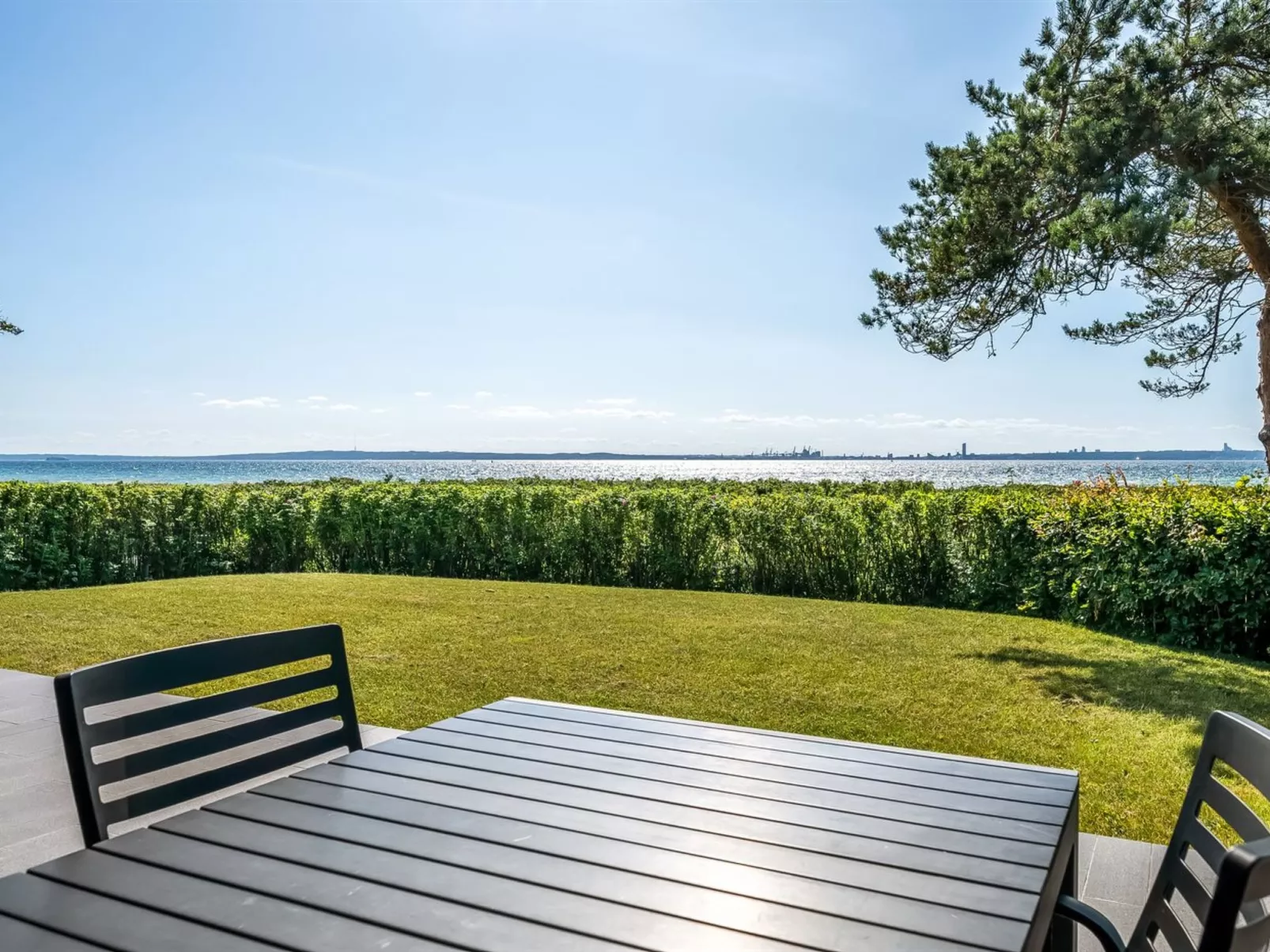 "Nille" - 30m from the sea-Buiten