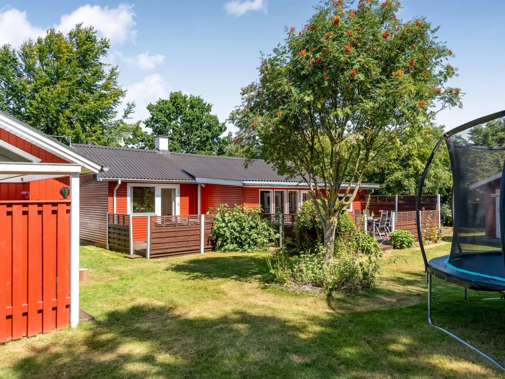 "Sallie" - 500m to the fjord-Buiten