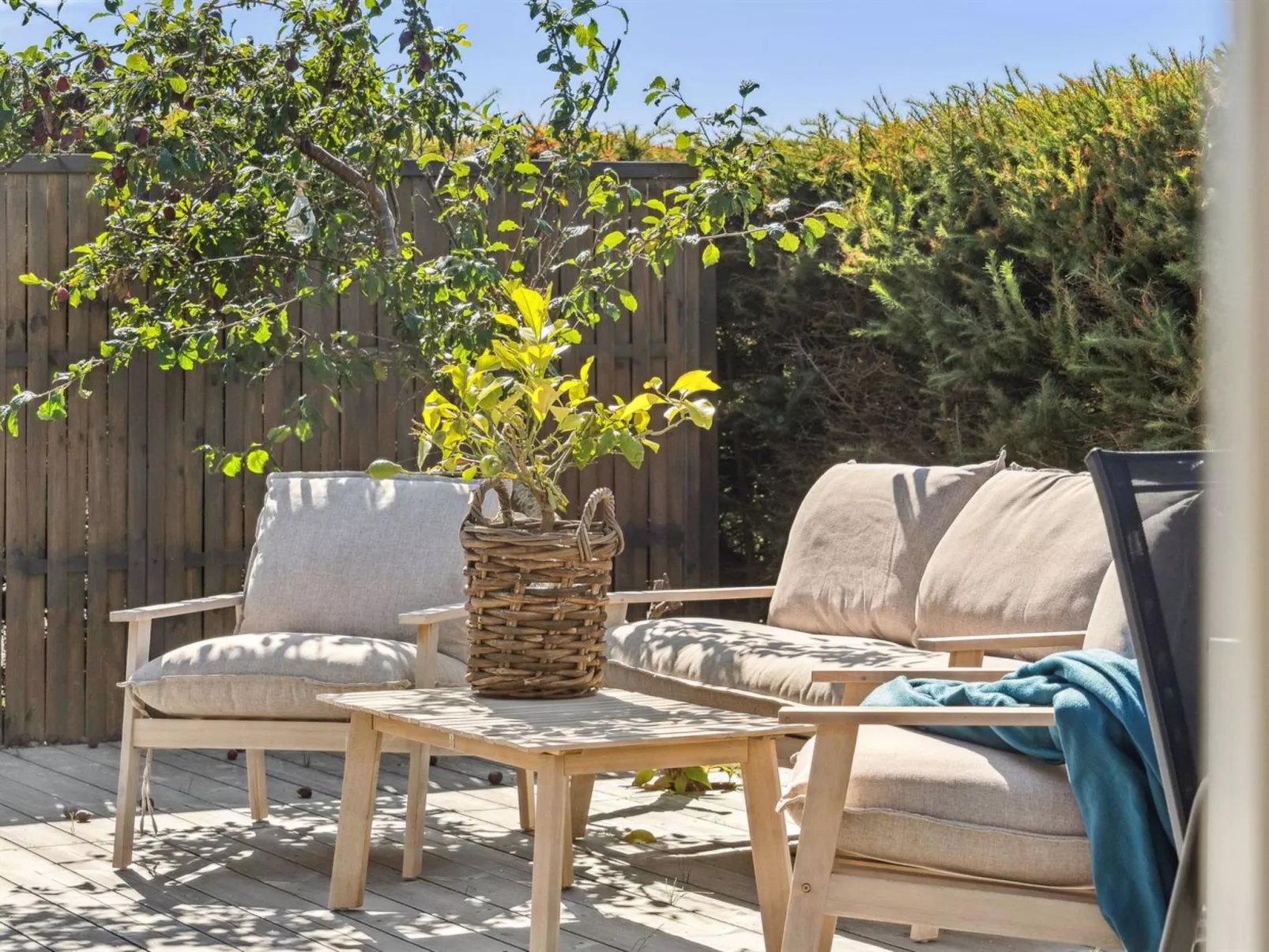 "Elvie" - 150m from the sea-Buiten