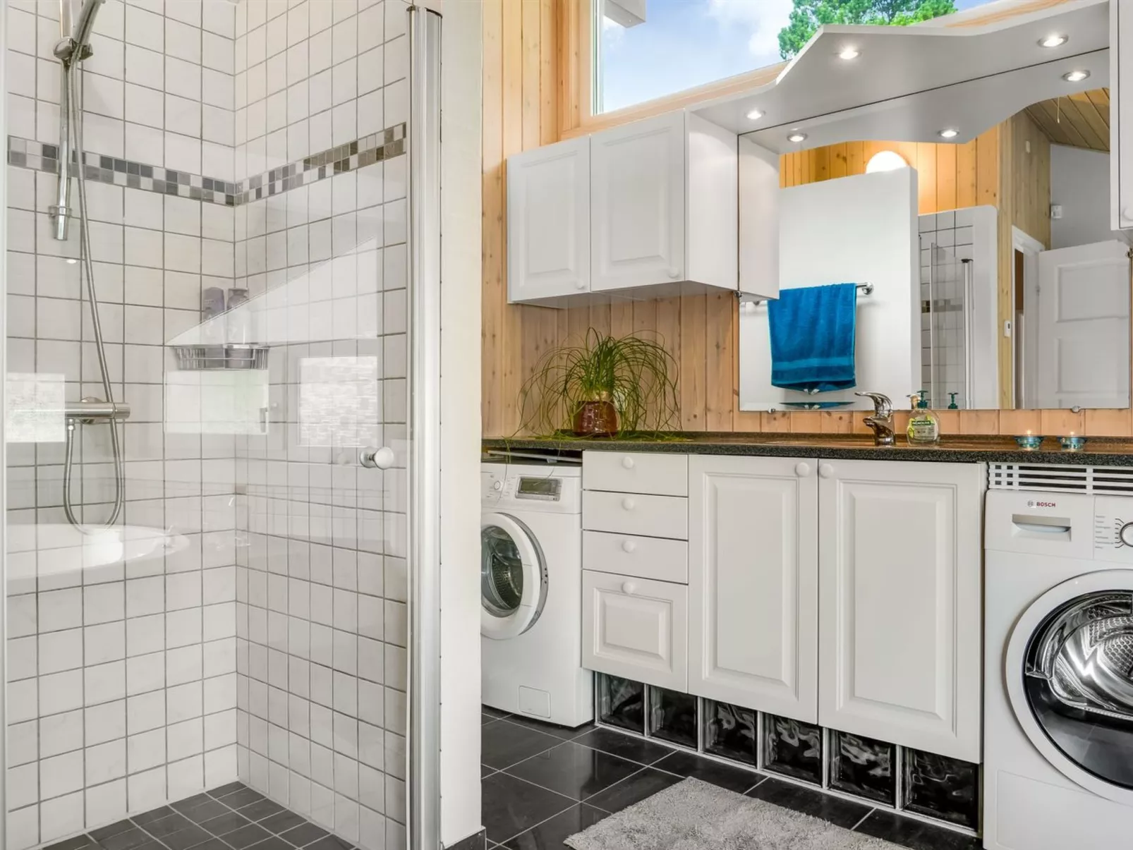 "Eeske" - 2.5km from the sea-Binnen