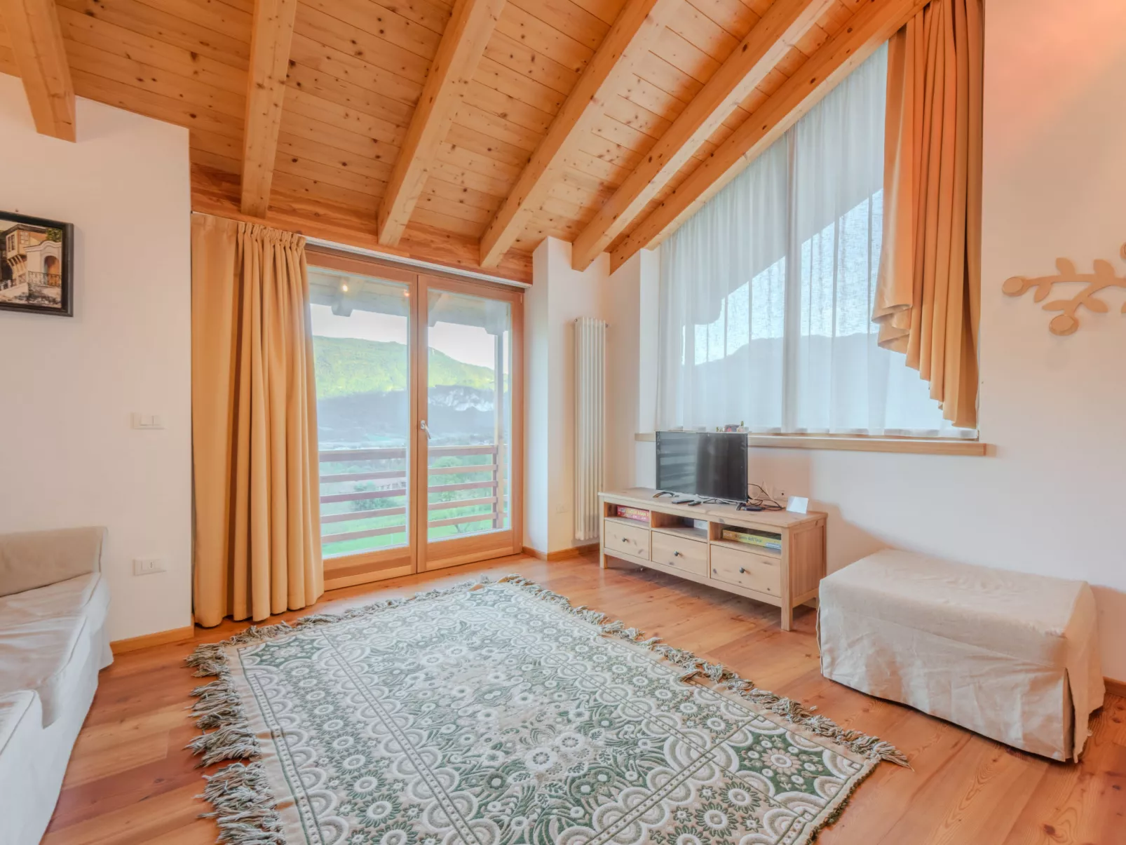 Picchio Primavera-Binnen