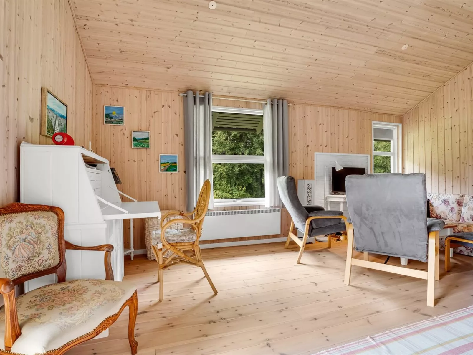 "Aleth" - 800m from the sea-Binnen