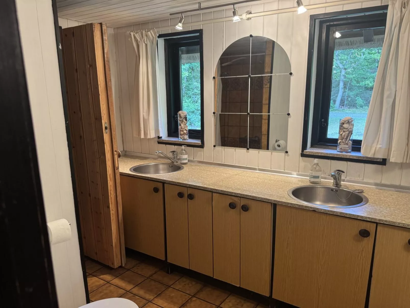 "Karmen" - 1km from the sea-Binnen